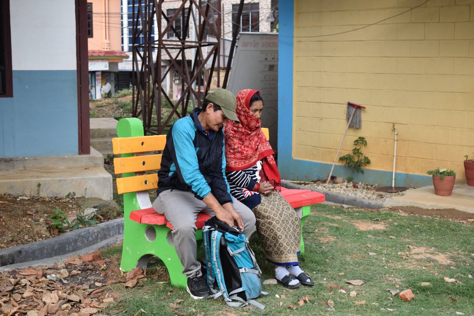 पर्बत अस्पताललाई आधुनिकीकरण र ब्यवस्थित गर्ने सोच अनुरुप अस्पतालको विभिन्न प्राङ्गणमा आराम चियर राख्ने काम सम्पन्न